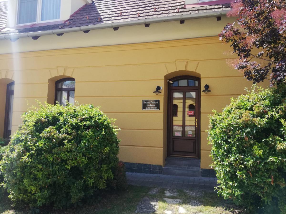 Malom-To Vendeghaz Tapolca Hotel Екстериор снимка