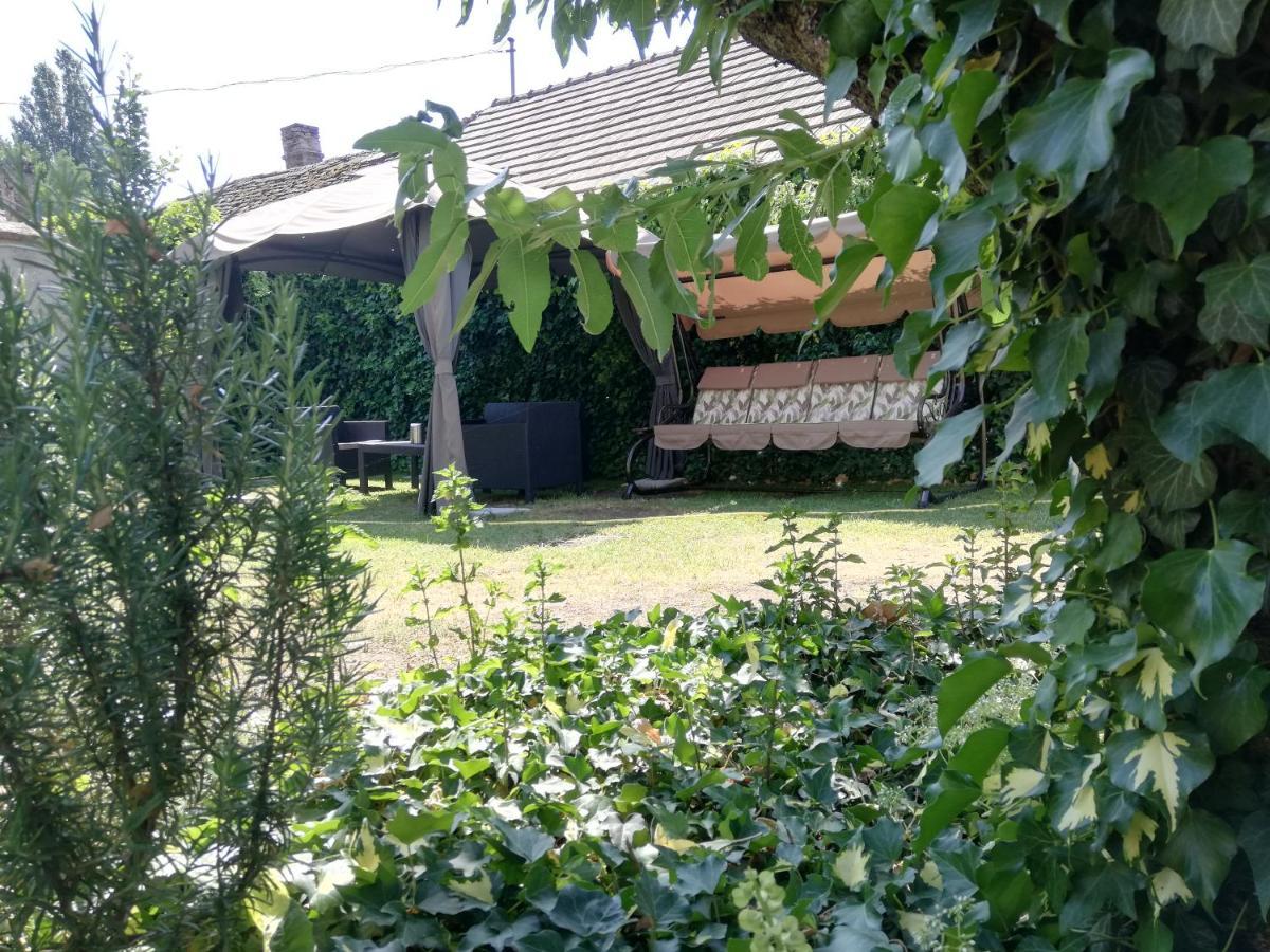 Malom-To Vendeghaz Tapolca Hotel Екстериор снимка